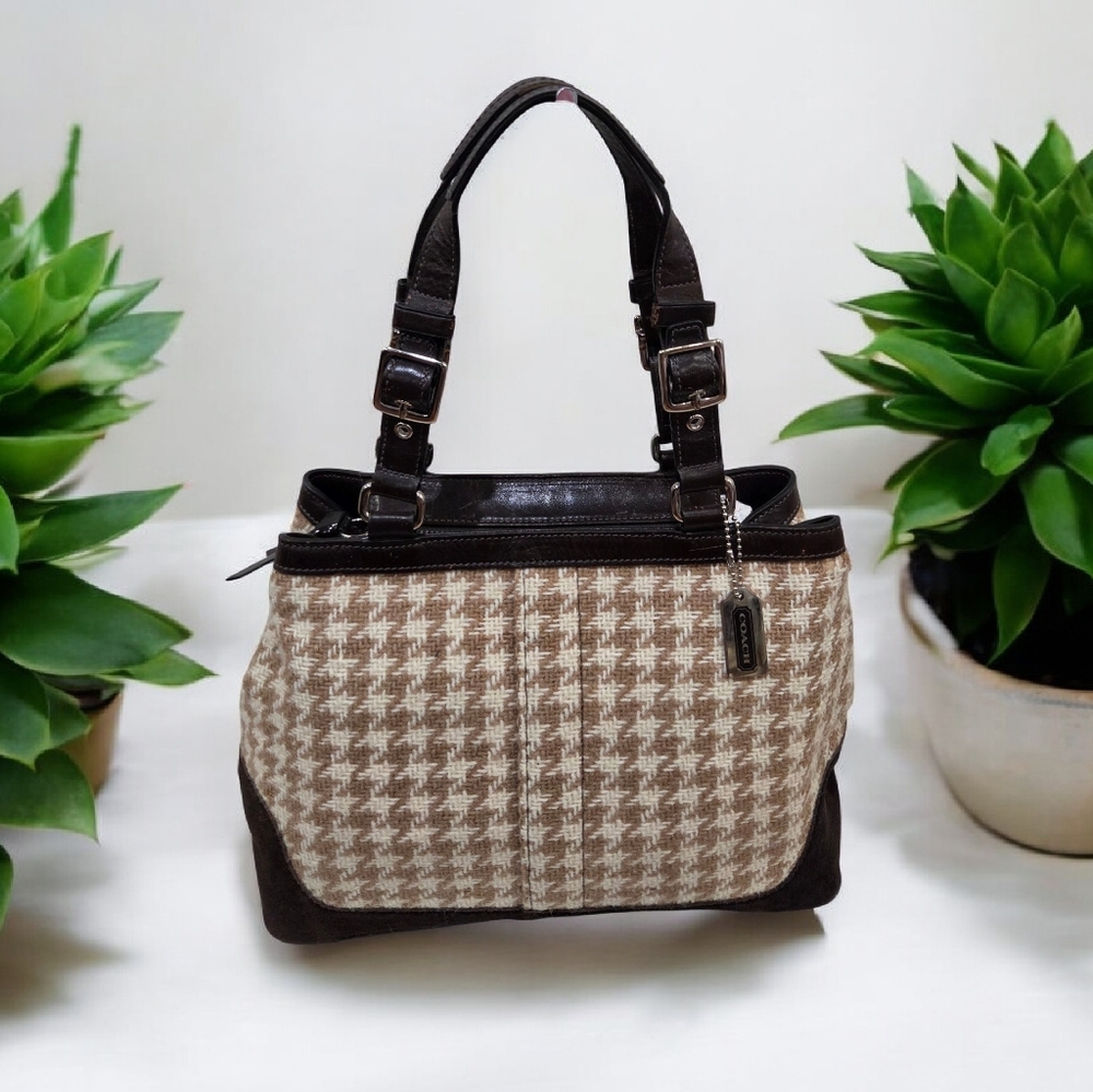 🤎▪️Coach▪️Y2K vintage  2005 Hamptons Houndstooth Hobo Bag